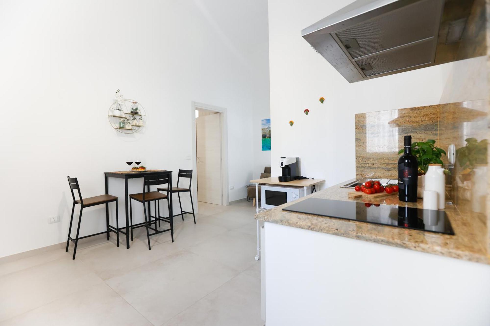 Elegante Bilocale Con Giardino Apartment Lecce Exterior photo